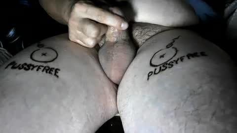 pussyfree4eva online show from June 21, 1:28 pm