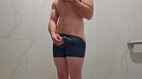 smallthrob online show from February 19, 2:38 pm