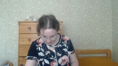 smart_rose online show from April 21, 3:19 pm