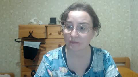 smart_rose online show from April 19, 6:43 pm