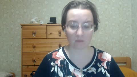 smart_rose online show from April 7, 7:27 pm