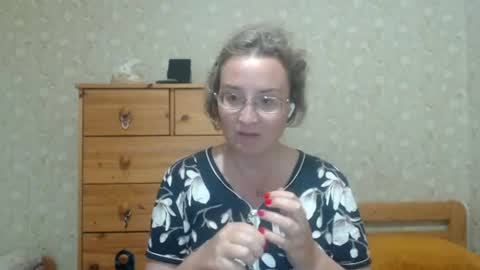 smart_rose online show from August 7, 1:42 pm