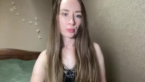 Snapshot of smilequeen_ chatting on October 21, 7:17 pm smilequeen_ online show from October 21, 7:17 pm