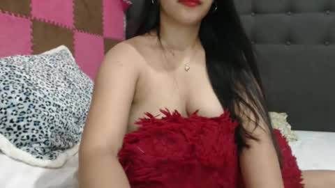 smilingbutt online show from May 15, 2:24 pm