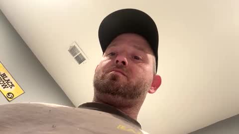 smokeymt420 online show from May 17, 5:49 am