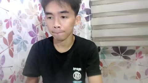 smooth3218 online show from February 18, 4:07 pm