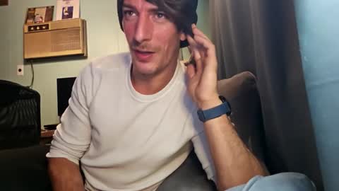 Snackyyyy online show from February 28, 2:26 am