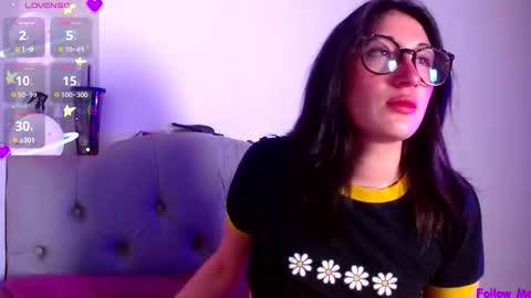 IG     OF red moonn online show from October 29, 5:53 am