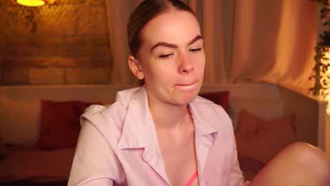 Hanna online show from October 10, 8:42 am