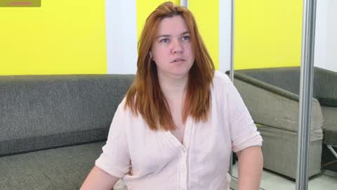 snowflakec online show from January 18, 8:51 pm