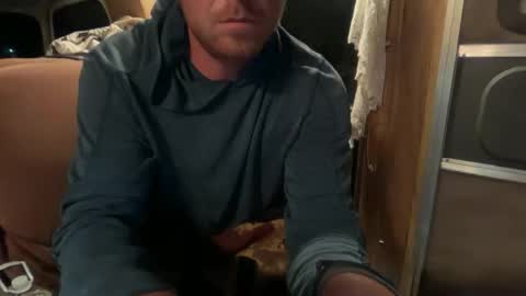 snowtrooper888 online show from May 13, 4:55 am