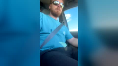 snowtrooper888 online show from March 22, 10:14 pm