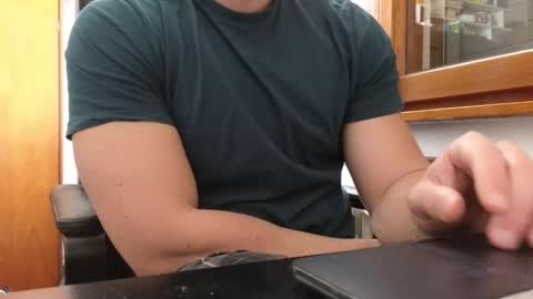 luca -   online show from March 11, 1:01 pm