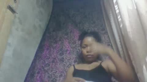 Snapshot of soamanaperina chatting on October 16, 6:35 am soamanaperina online show from October 16, 6:35 am