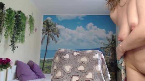 Snapshot of soaring_love chatting on February 27, 10:44 am Masha online show from February 27, 10:44 am
