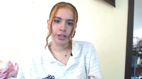 soffia_4 online show from May 31, 7:26 pm