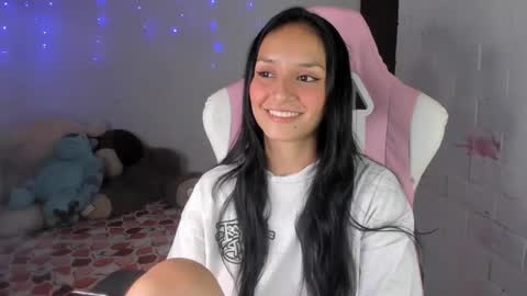 sofia online show from October 8, 5:02 am