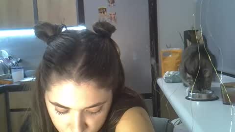 Sofi online show from November 15, 8:10 pm