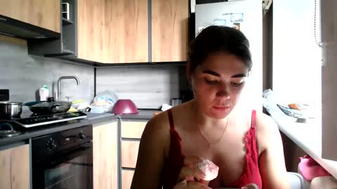 Sofi online show from July 7, 12:20 pm