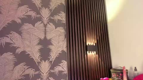 SOFIA online show from April 22, 2:52 am