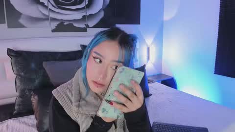 sofi_sp online show from December 4, 12:05 pm