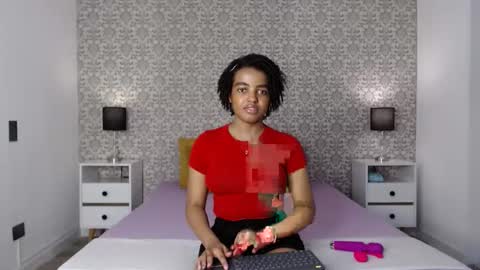 Sofi online show from December 25, 4:43 pm