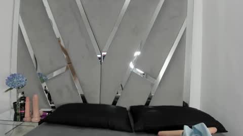 SOFIA online show from February 17, 9:21 pm