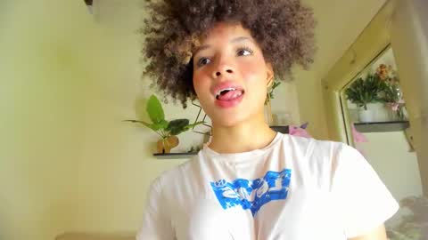 S O F I A  online show from March 17, 8:36 pm