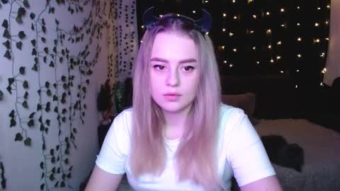 sofia_rosemary online show from February 3, 12:47 pm