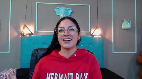 Sofa online show from November 4, 11:44 am