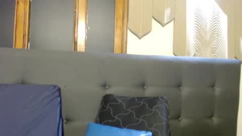 Sofa online show from September 25, 11:39 am