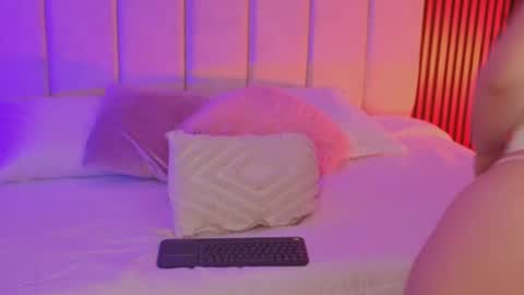Sofi online show from July 18, 11:34 am
