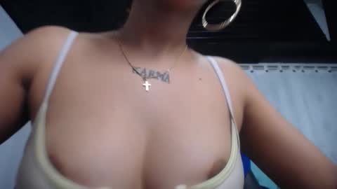 Sofia online show from October 16, 2:17 pm