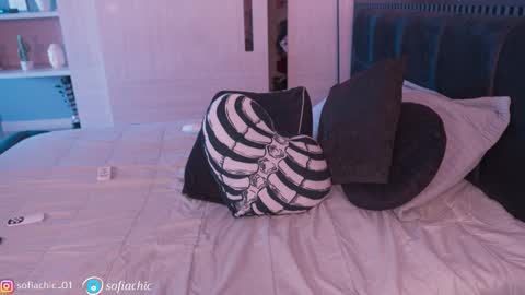 Sofia online show from March 14, 2:21 pm