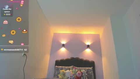 Snapshot of sofiaclaus_19 chatting on October 25, 4:24 am Sofia online show from October 25, 4:24 am