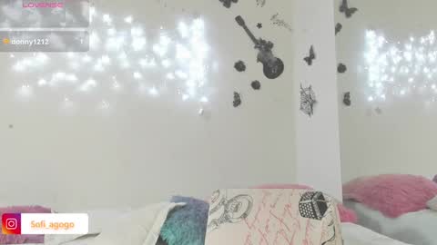 sofiacruz16 online show from February 5, 10:19 am