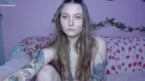 sofiafaerie online show from February 15, 4:04 am