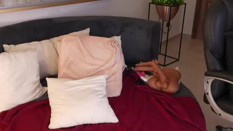 Sofia Reyes online show from February 6, 11:51 pm