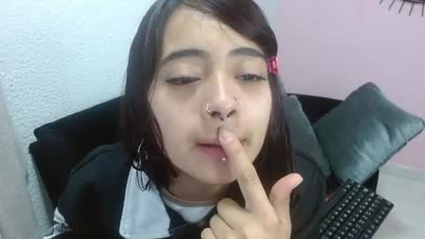 sofiasexygirl69 online show from June 16, 12:31 pm