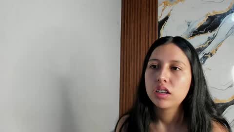 Sofia and Noah online show from May 1, 12:32 pm