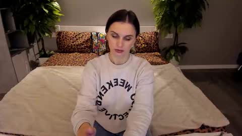 Sofi online show from December 2, 8:29 pm