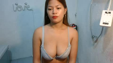 sofie_loorexx online show from July 21, 6:43 pm