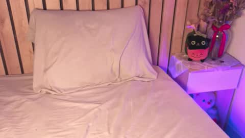 Sofie online show from November 7, 1:57 pm