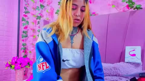 Snapshot of sofii_anal_ chatting on October 11, 3:22 am sofii_anal_ online show from October 11, 3:22 am