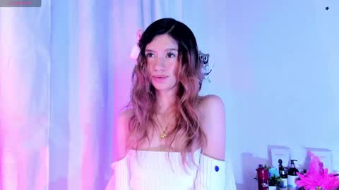 sofiia cute  online show from April 18, 6:15 am