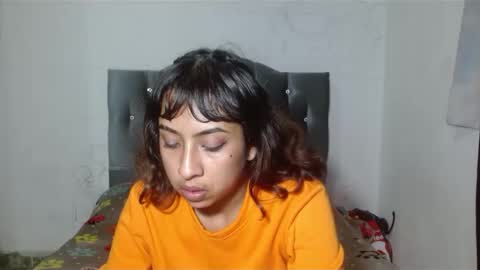 sofiia_cutte_ online show from December 3, 3:37 am