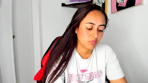 sofiia rodriguez online show from November 13, 5:15 pm