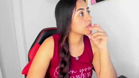 sofiia rodriguez online show from September 18, 5:28 pm