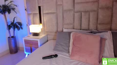 Sofia online show from March 6, 1:16 am