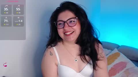 Lau  online show from December 4, 9:14 pm